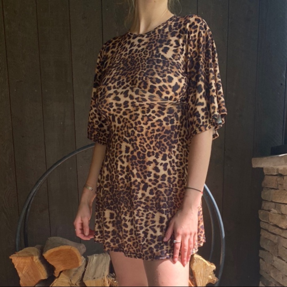 Dress - Picture 2 of 4